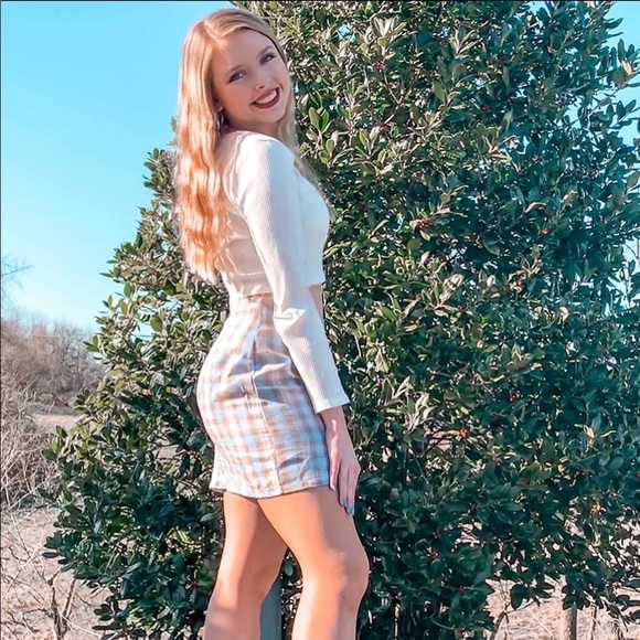 Meet Your Posher, Kami! - Picture 3 of 4